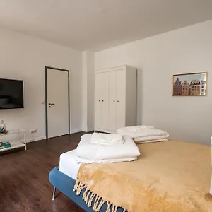 Zentral Gelegenes Premium-apartment Mit Viel Tageslicht Hamburg